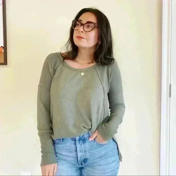 Olive long sleeve waffle knit top - Picture 1 of 4